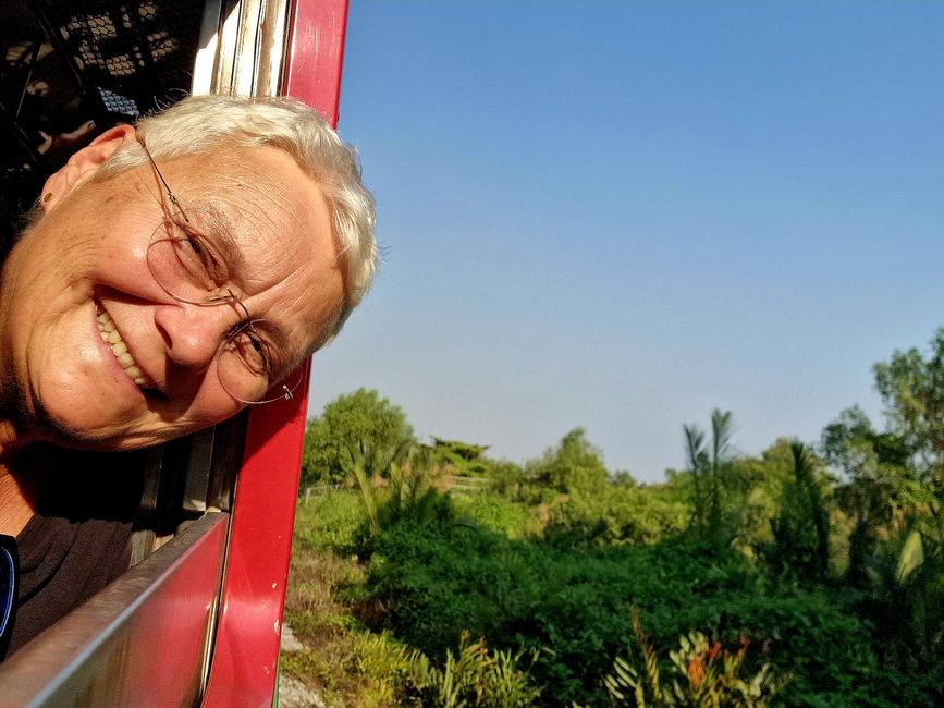 Tuut, tuut, klappt die Läden ein, der Zug kommt 🚂 ...