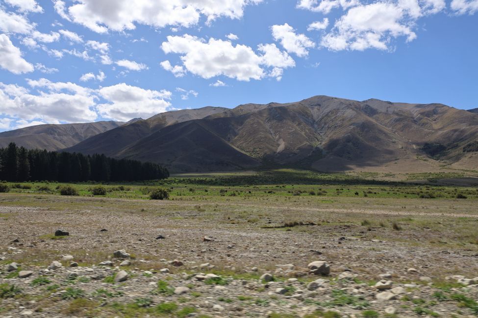 Gravel Road heading South