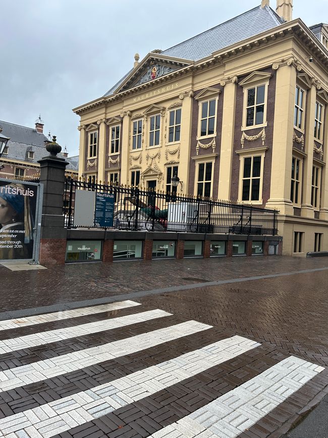 Mauritshuis ou quelque chose comme ça