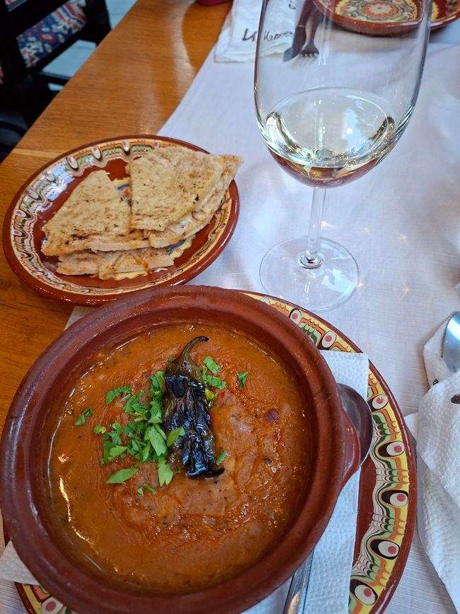 Izbata Tavern