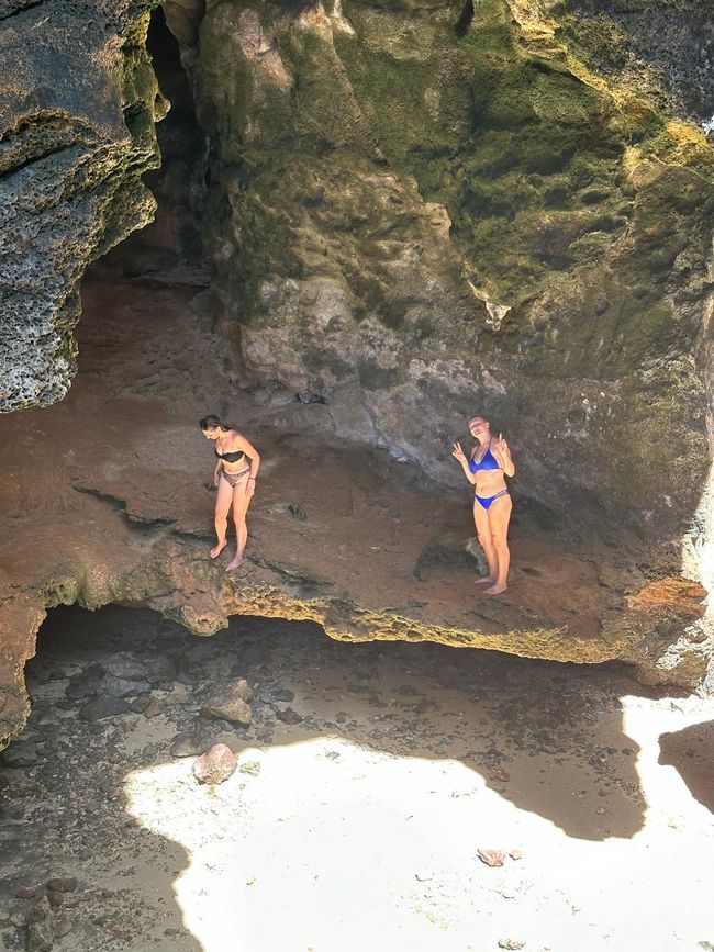 Ich und Julia in der Höhle 