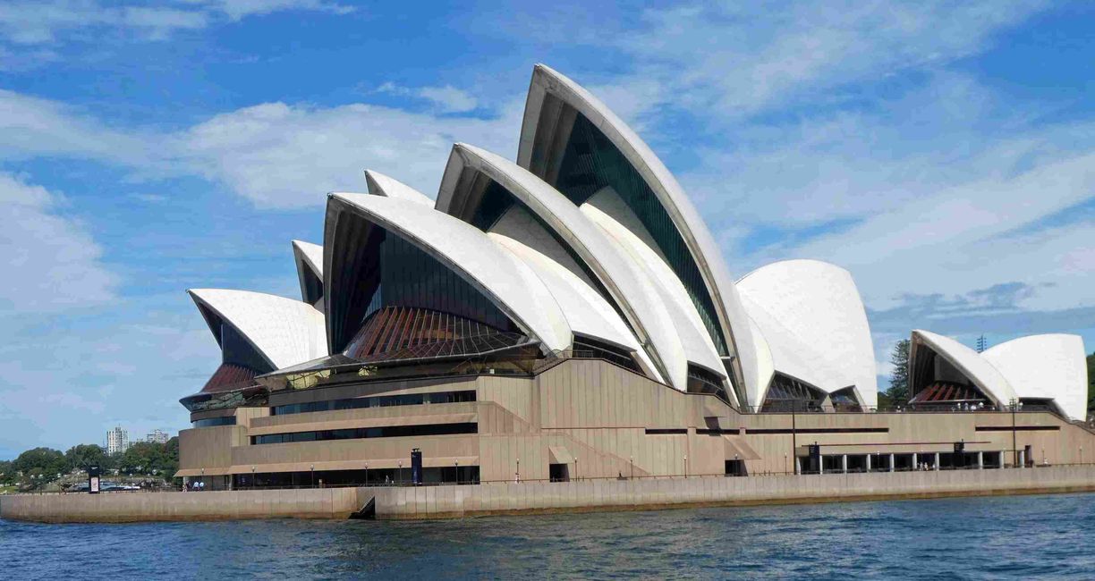 Dieses mal werden wir unseren letzten Stopp in Australien nicht zu Wasser sondern über Land erreichen.