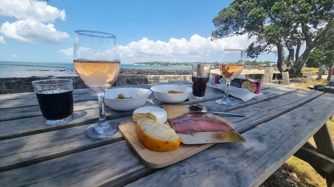 Più mare e più vino