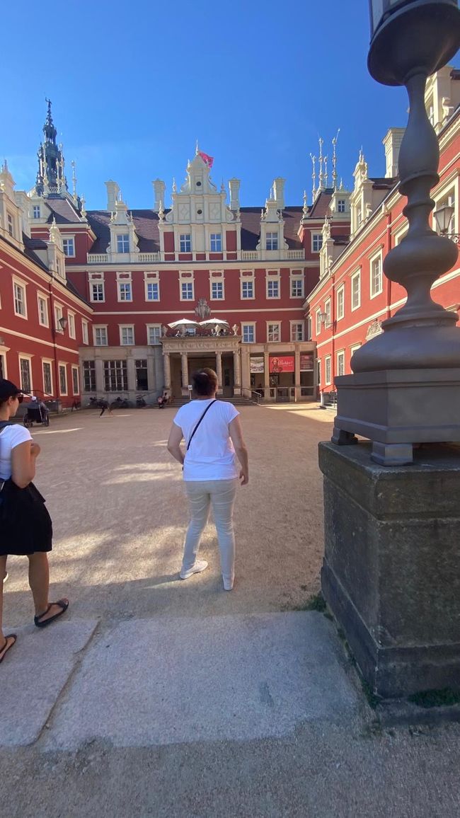 Von Kutsche bis Kaffeepause: Ein Tag in Bad Muskau