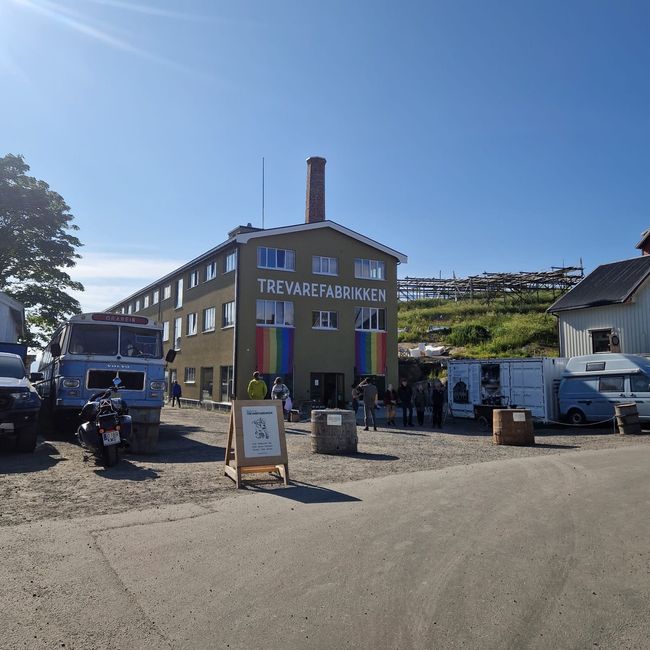 Reine, Nusfjord, Vikbeach-Haucklandstranda, Henningsvaer