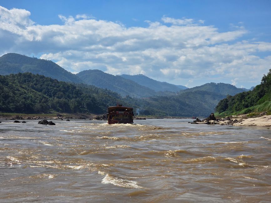 Auf dem Mekong von Luang Prabang nach Ban Houayxay
