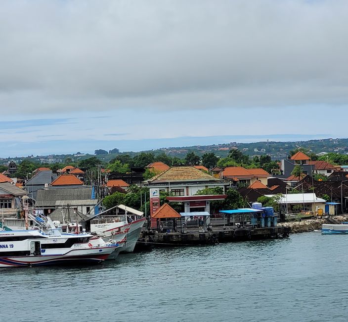 Jour 111 et 112 sur 175 : Croisière autour du monde - Benoa/Bali