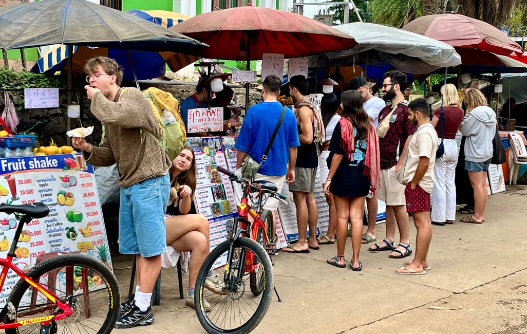 Backpacker verpflegen sich