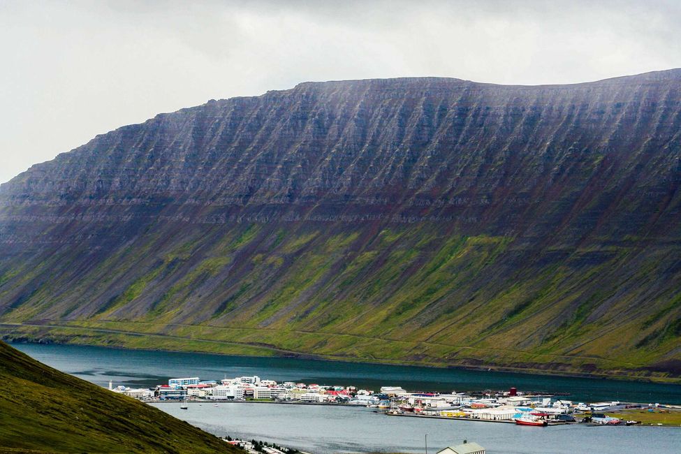 Ankunft in Ísafjörður