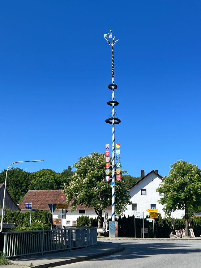 39 nach Weixerau