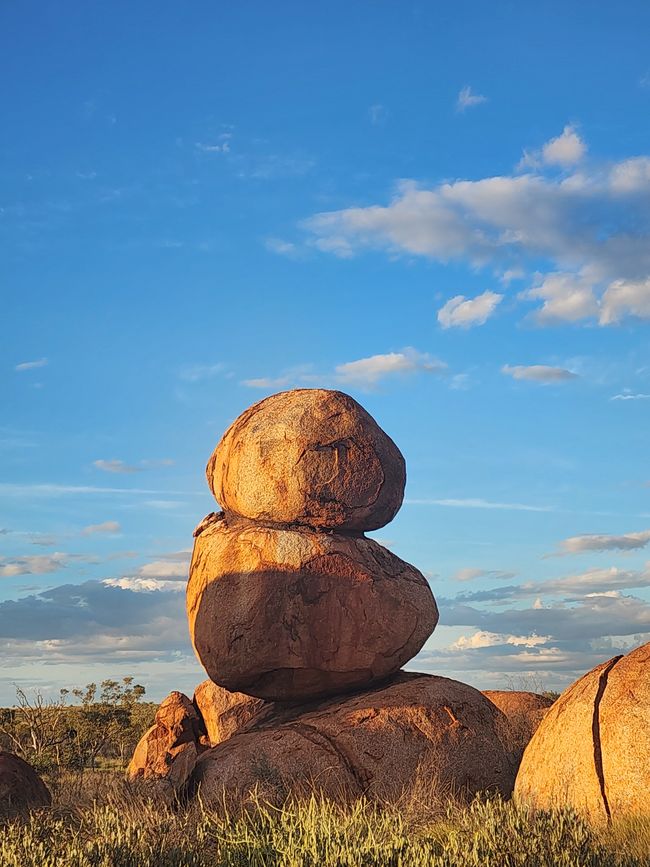 Tag 8, 2. Mai, Karlu Karlu