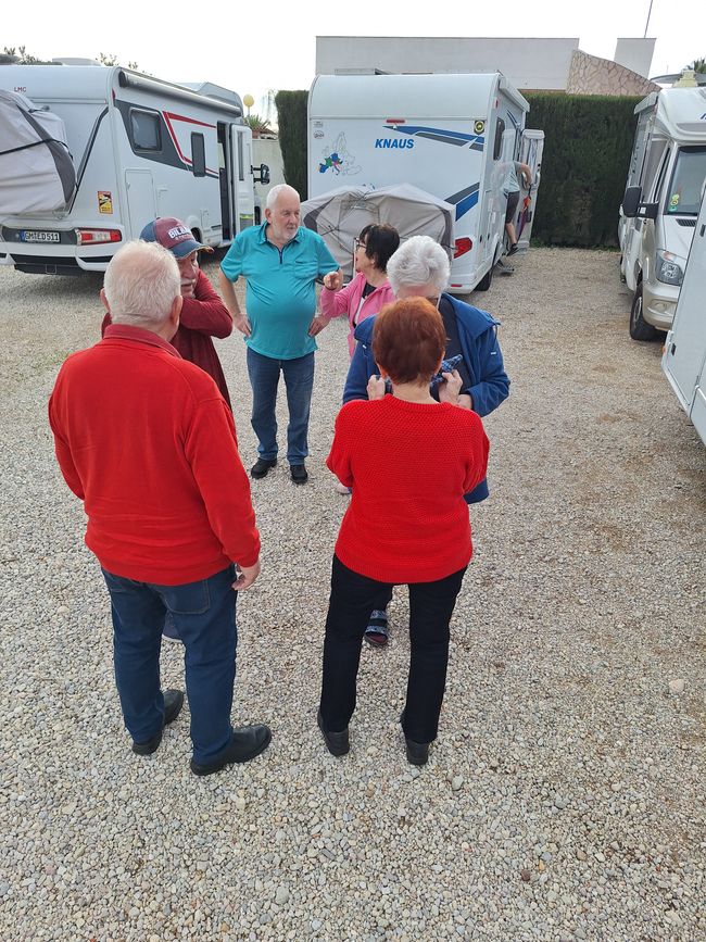 Vier Autos wieder vereint 