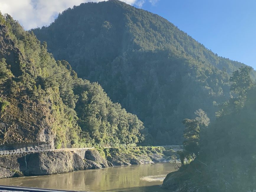 Verso Karamea