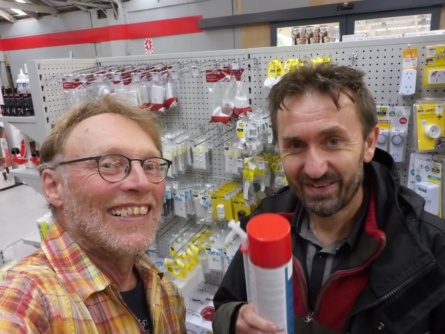 Im kleinen Baumarkt