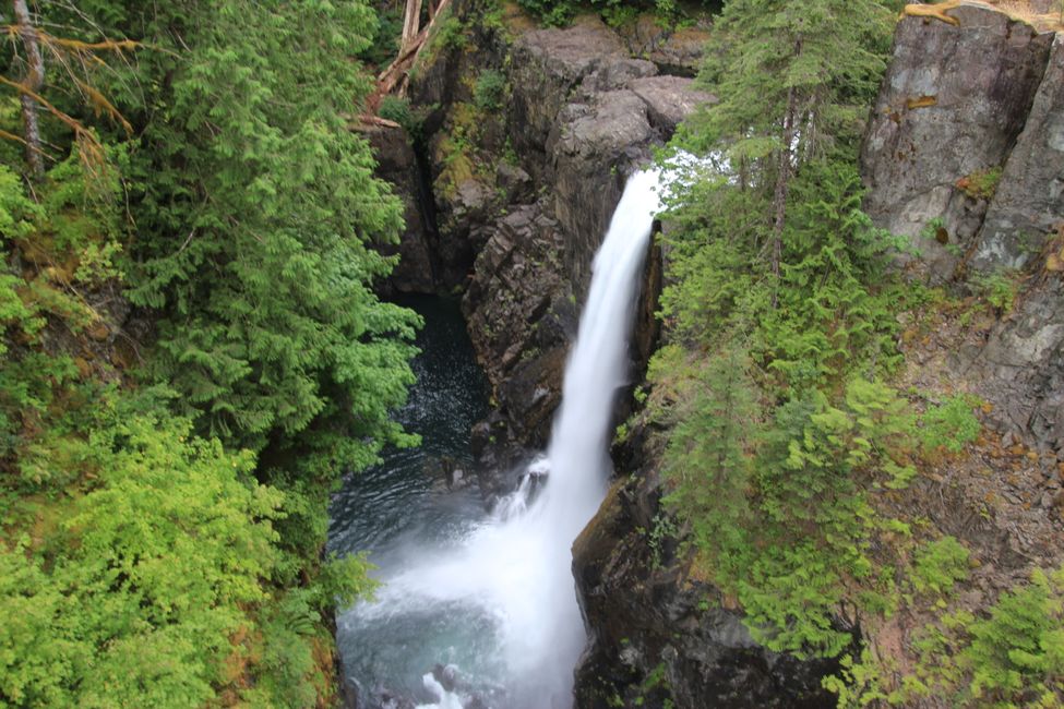 Elk Falls Provincial Park