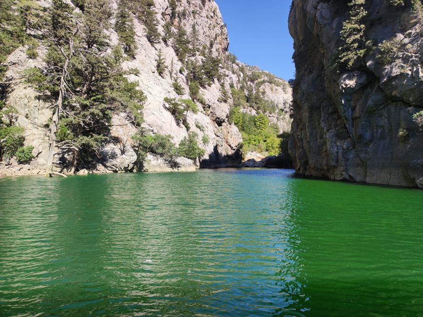 Paseo en barco por el Green Canyon