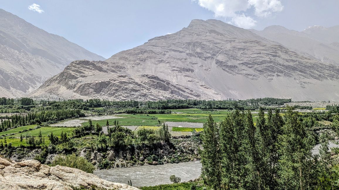 Afghanistan (hinter dem Fluss)