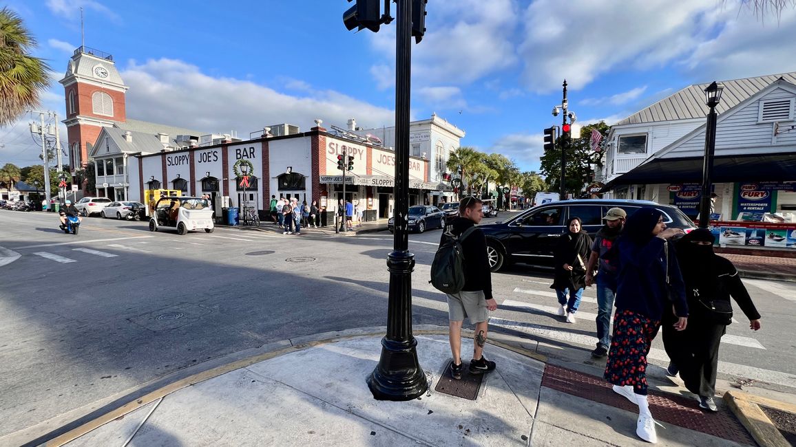 Tag 396 - Southernmost point & Duval Street by Golf Cart