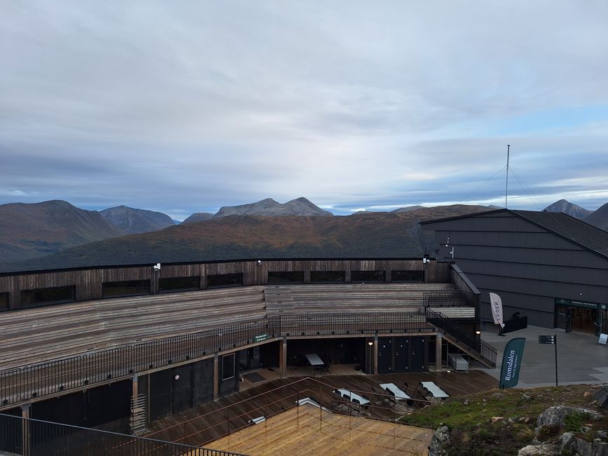 Etiqueta 14 Andalsnes