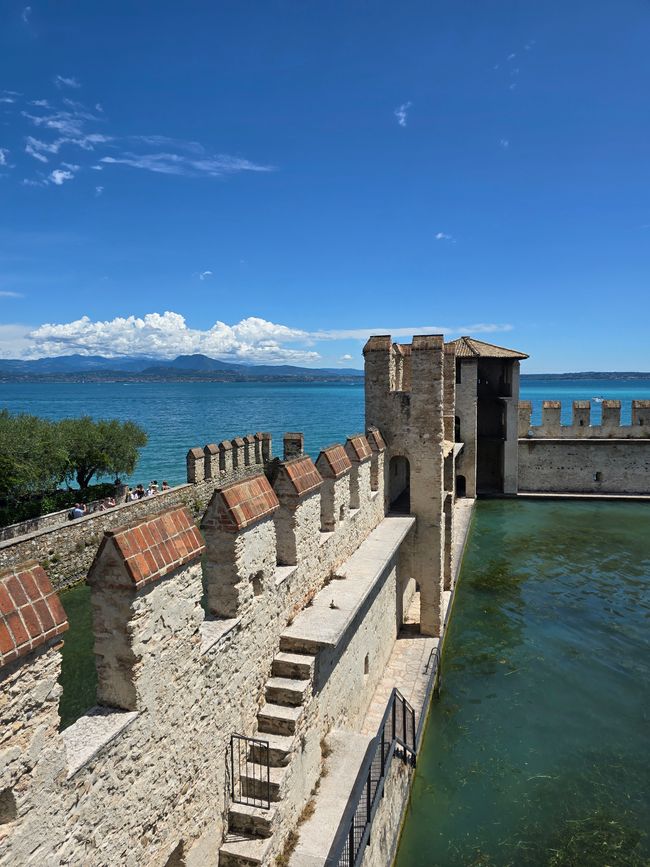 Sightseeing in Sirmione