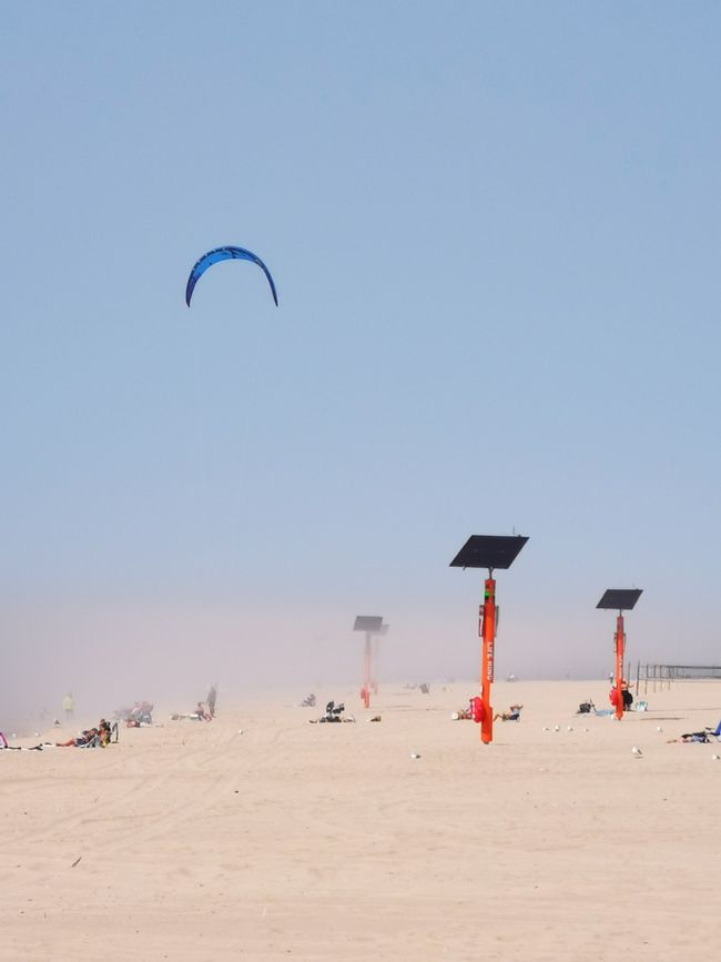 Am Strand sah es mach Sandsturm aus 