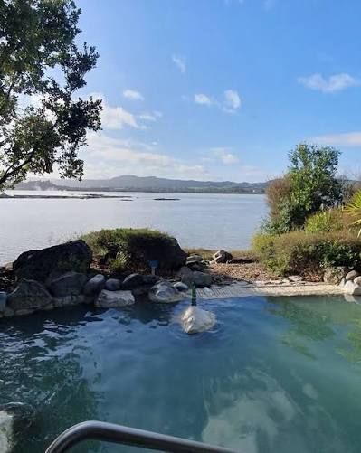 Polynesian Spa – Ein Abend im Vulkanwasser