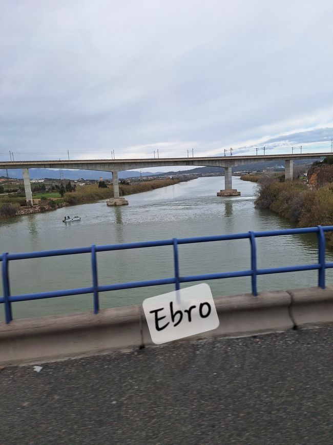 Ebre der Fluß hat Wasser 