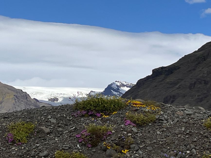 Faire du kayak sur le lac glaciaire