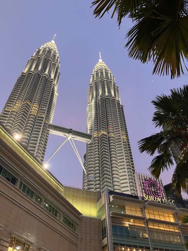 Kuala Lumpur: Fremad, opad - koste hvad det vil