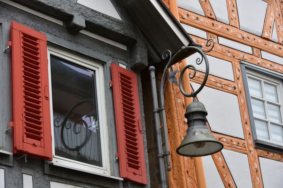 Fachwerk, Kunst und Kettensägen