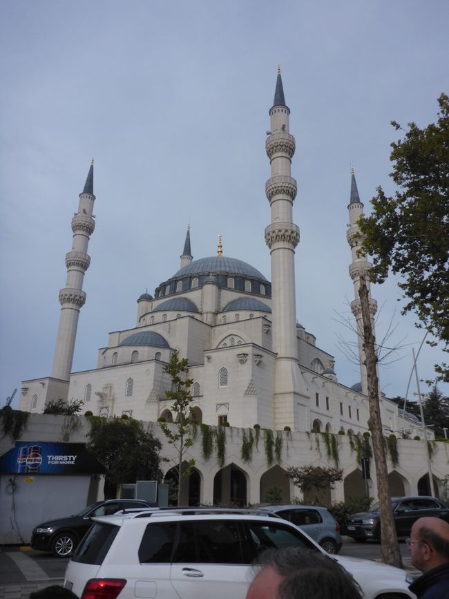 Die große Moschee ist noch nicht zugänglich 