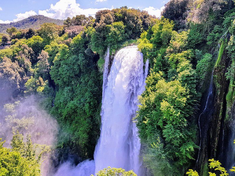 Cascate delle Marmore und Pitigliano
