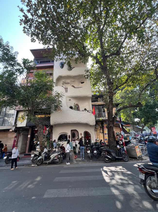Hanoi-Tag 2: Überfüllte Läden, eine schwierige Challenge und das Abenteuer Train Street