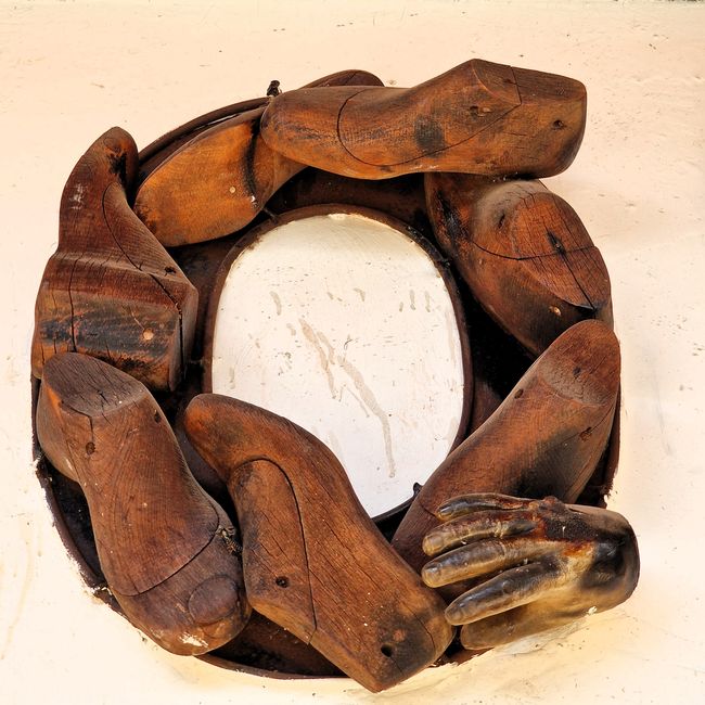 COPE - Cooperative Orthotic and Prosthetic Enterprise and our search for Laotian identity?