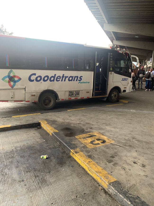 Trajet vers Caracas via Armenia