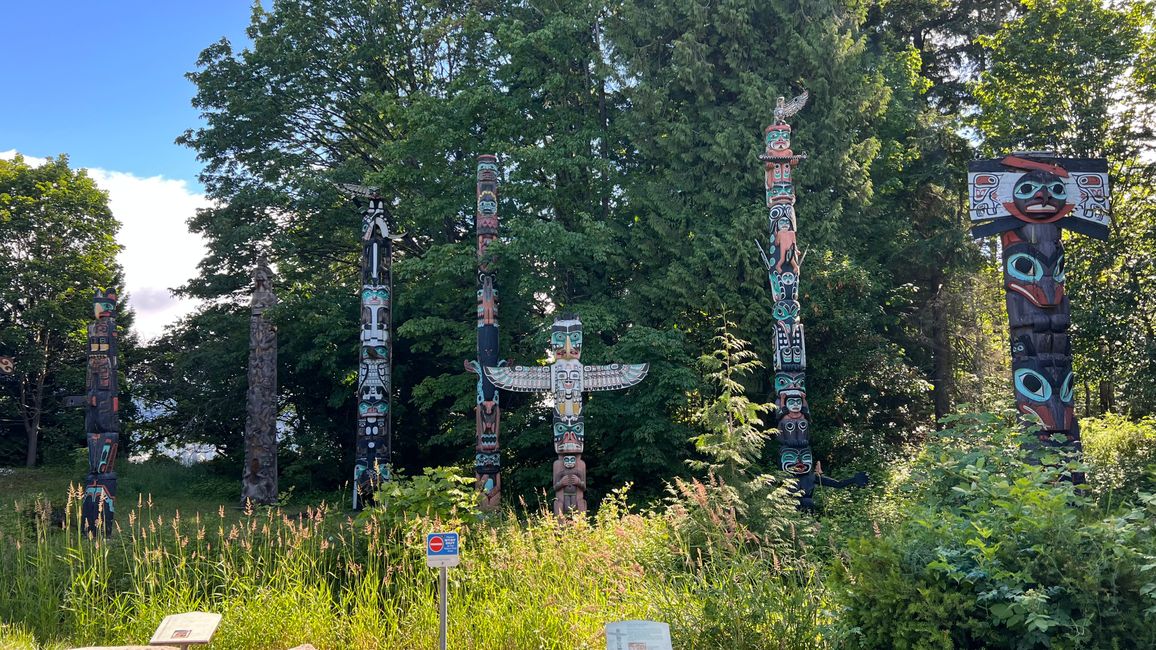 Totem Poles - Stanley Park