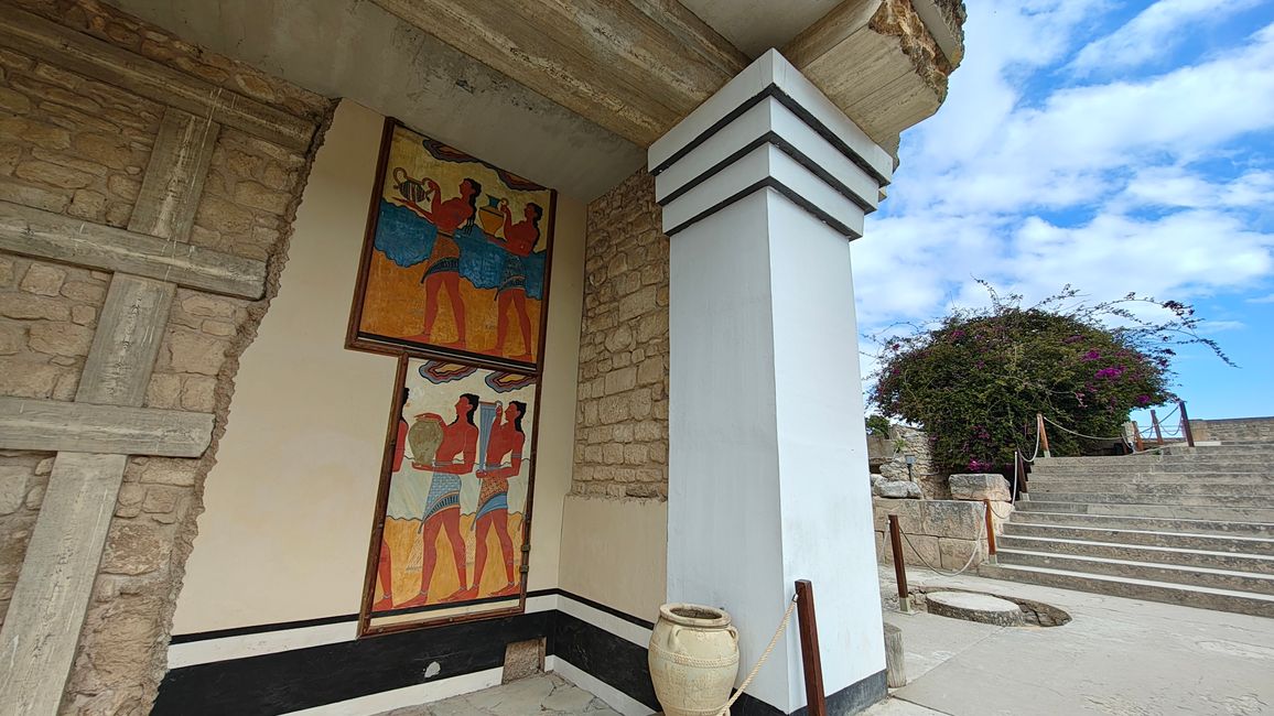 Reconstruction de la peinture murale