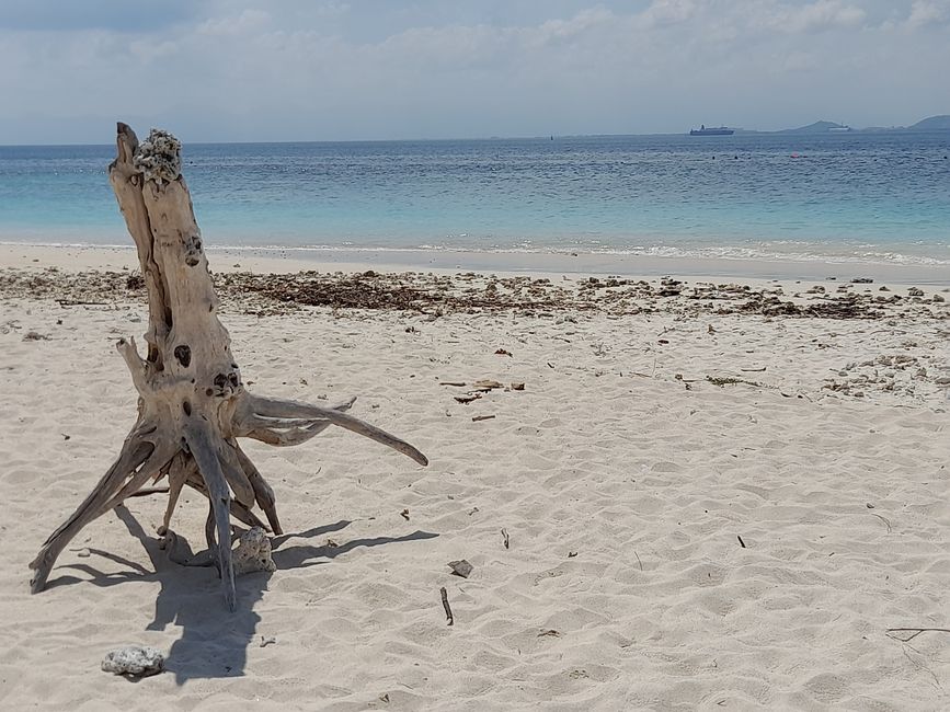Etiqueta 17: Isla hopping frente a Lombok