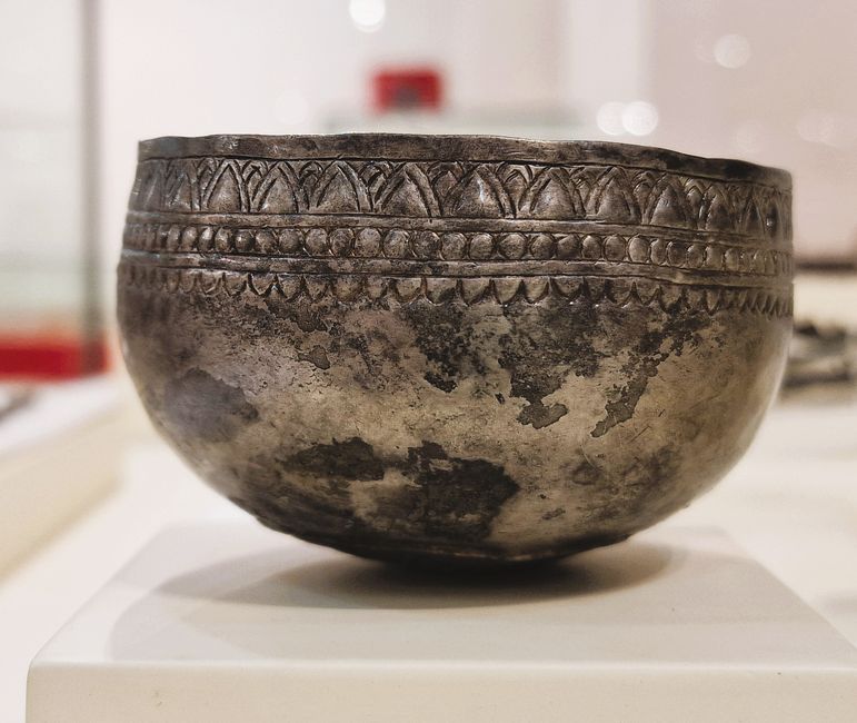 COPE - Cooperative Orthotic and Prosthetic Enterprise and our search for Laotian identity?