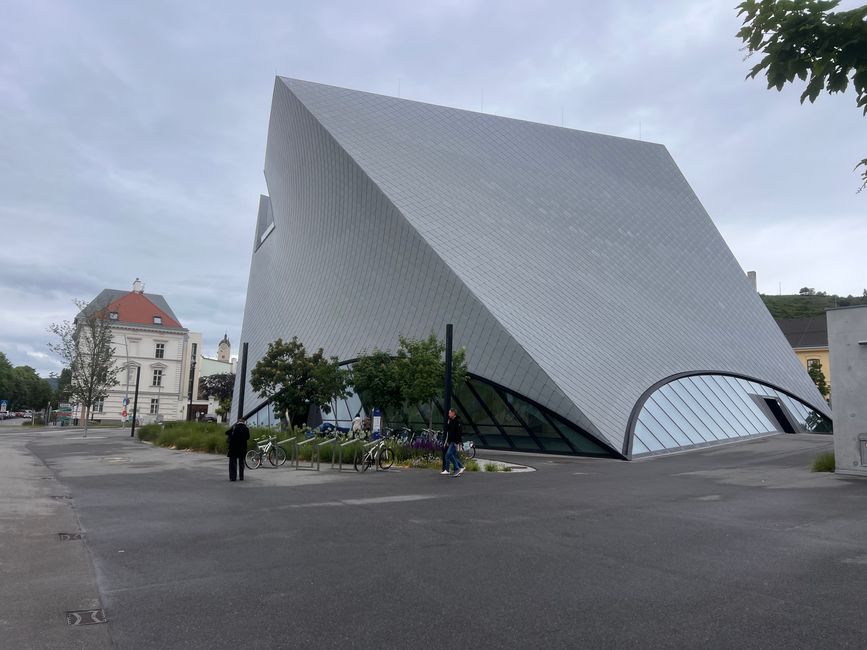 14 nach Krems