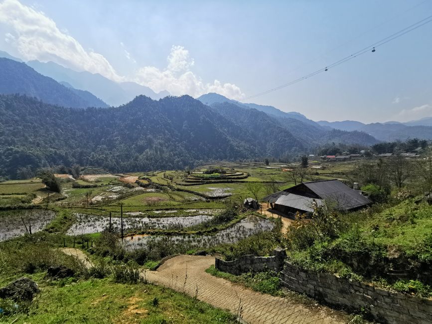 Wanderung in SaPa zum Cát-Cát-Village und den Wasserfällen