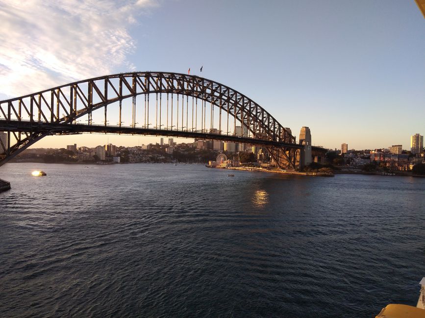Ausfahrt aus Sydney Harbour