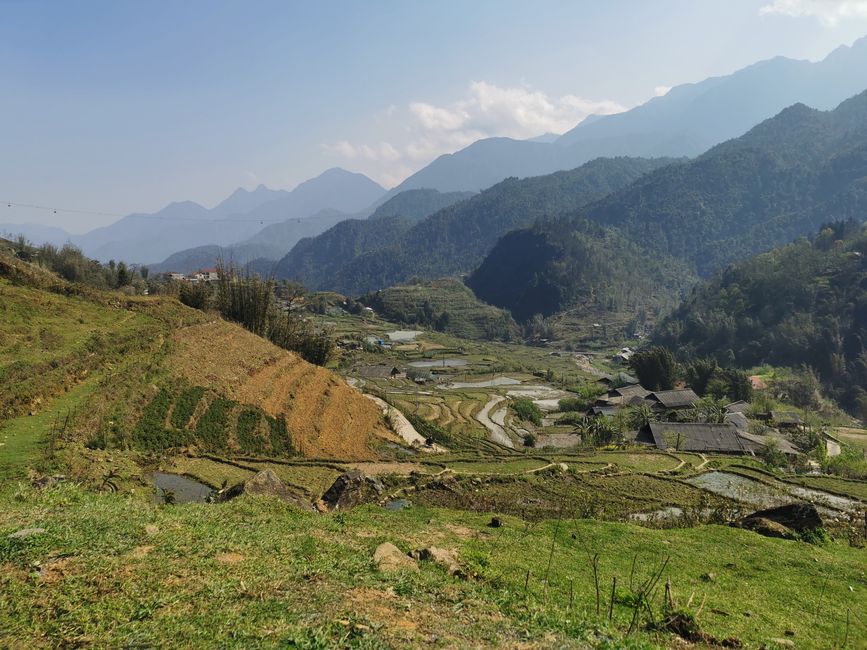 Wanderung in SaPa zum Cát-Cát-Village und den Wasserfällen