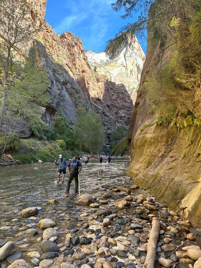 The Narrow: Wanderung am Morgen 