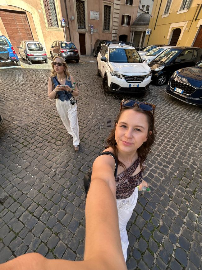 10.05.25 | Giornata da Turista con macchia di fragola e prima volta con la pasta 353