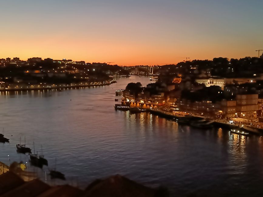 Porto bei Nacht 