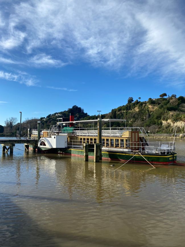 Antiguo barco de vapor