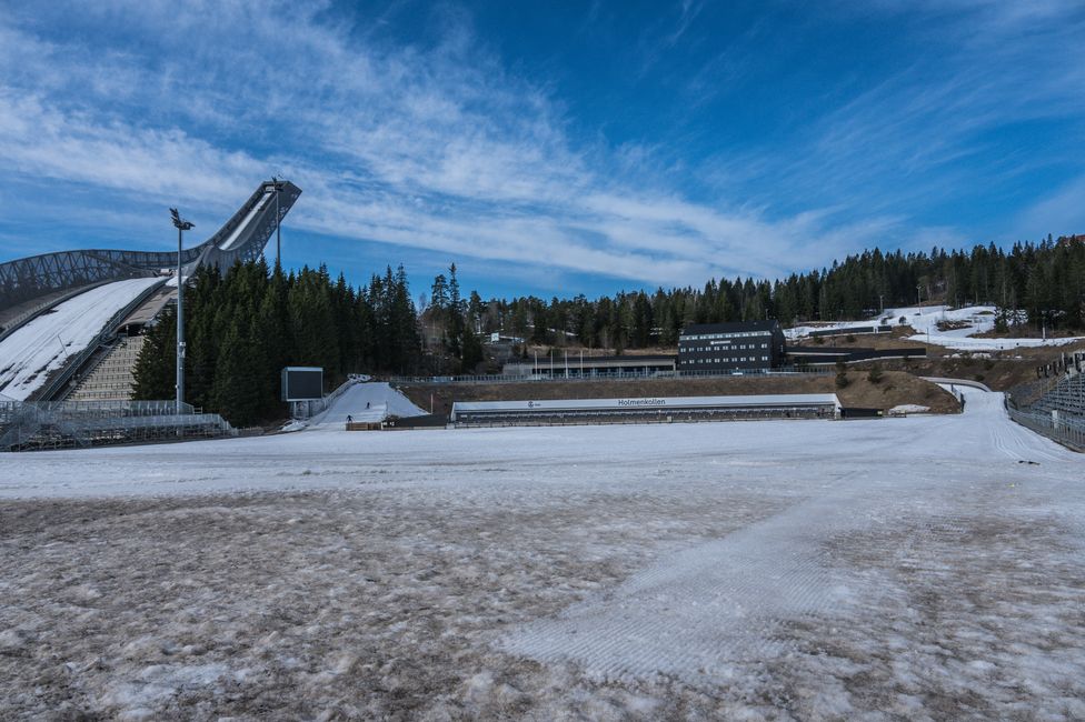 Vestre Aker - Am Holmenkollen - Biathlonstadion und Sprungschanze