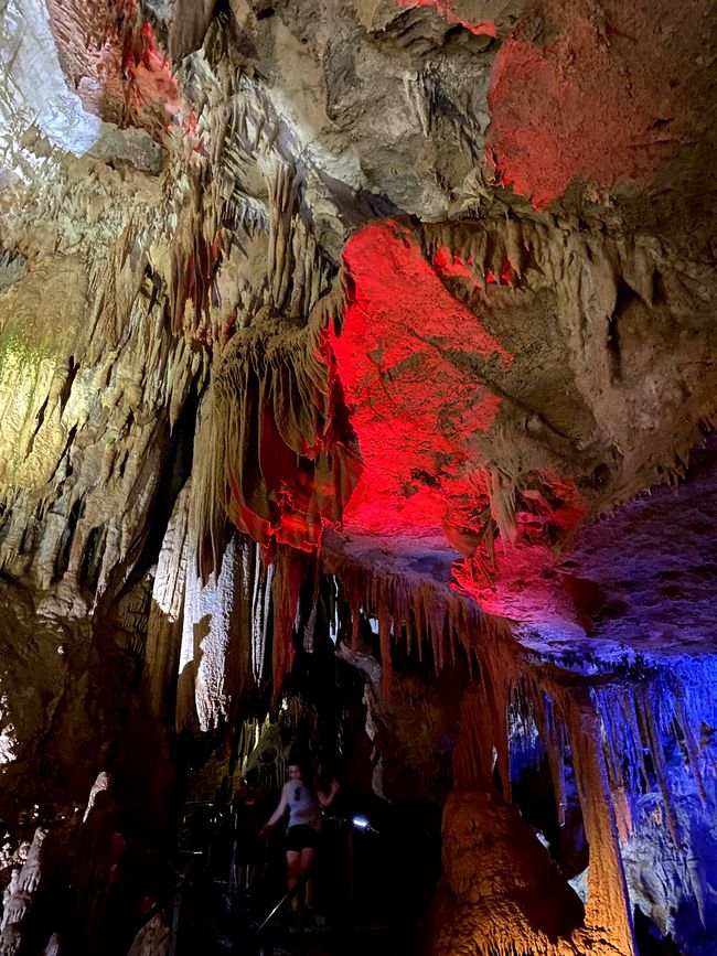Tropfsteinhöhlenbesichtigung in Georgien - Prometheus Cave