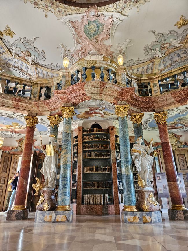 2026 - Mai - Kloster Wiblingen mit Bibliothekssaal